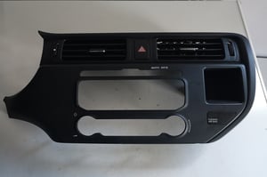 KIA RIO III RAMKA TUNELU ŚRODKOWEGO 84741-1W110