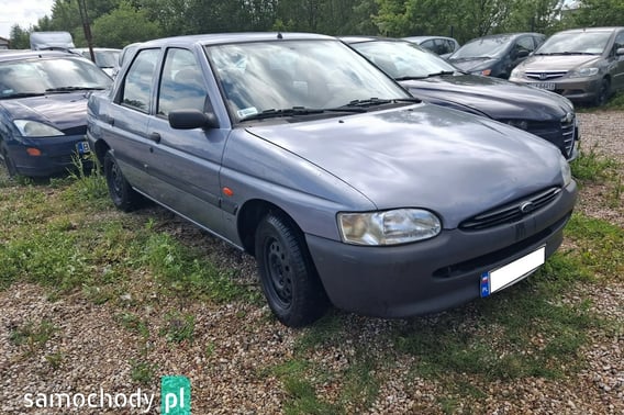Ford Escort Sedan 2000