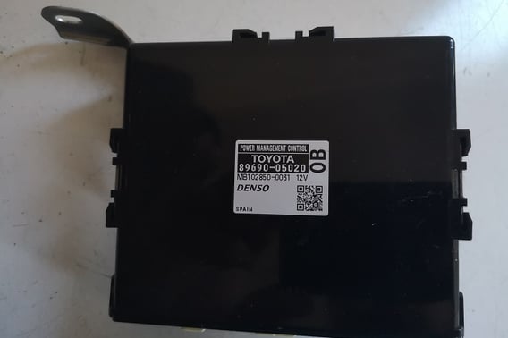TOYOTA AVENSIS T27 MODUŁ 89690-05020