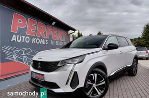 Peugeot 5008 Minivan 2021