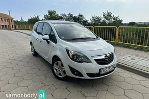 Opel Meriva Minivan 2012