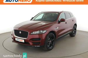 Jaguar F-Pace SUV 2016