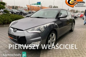 Hyundai Veloster Hatchback 2011