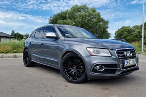 Audi SQ5 SUV 2015