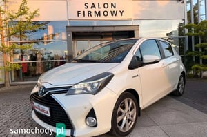 Toyota Yaris Crossover 2015