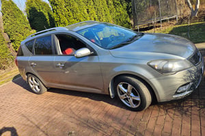 Kia Ceed Hatchback 2011