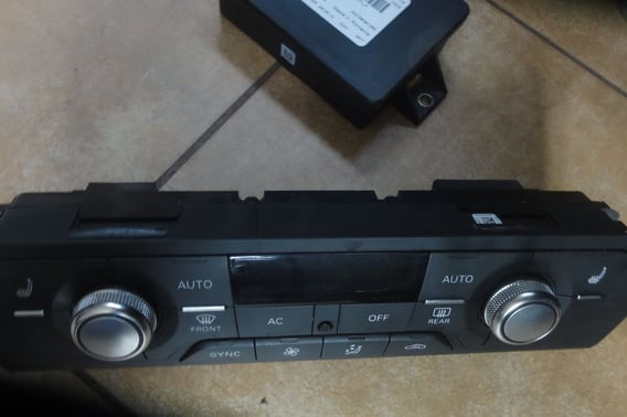 AUDI A6 C7 PANEL 4G0820043AH