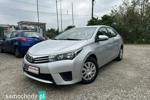 Toyota Corolla Sedan 2015