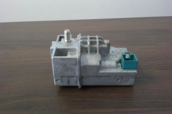 MERCEDES 204 BLOKADA KIEROWNICY A2045458132