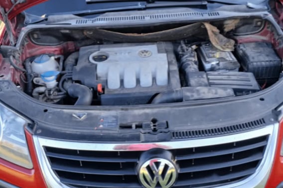 Volkswagen Touran Minivan 2008