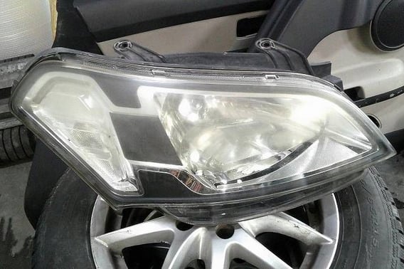 KIA SOUL I LAMPA PRZÓD PRAWA 92102-2KXXX EU