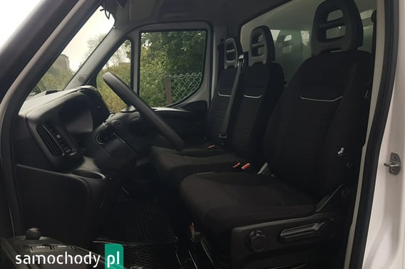 IVECO Daily Kontener 2023