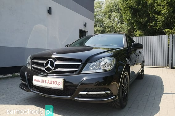 Mercedes-Benz C-Klasa Coupe 2011