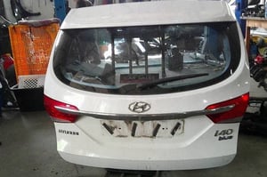 HYUNDAI I40 KOMBI KLAPA BAGAŻNIKA TYŁ NCW