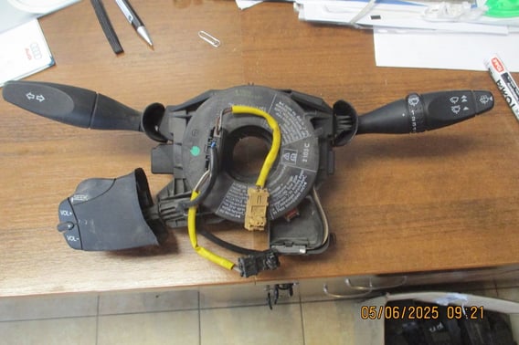 FORD FUSION PRZEŁĄCZNIK ZESPOLONY 1S7T13335AE