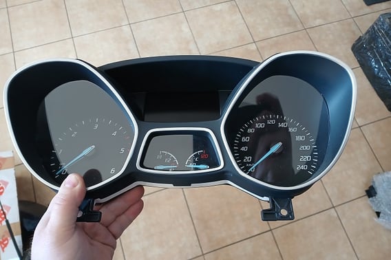 FORD KUGA MK2 LICZNIK DV4T-10849-LM EUROPA