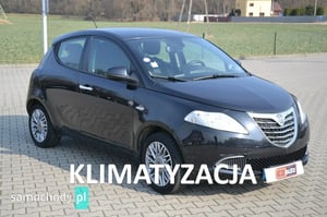 Lancia Ypsilon Hatchback 2011