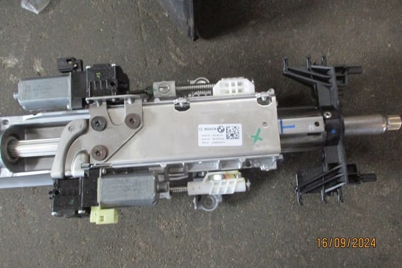 BMW 5 G30 M550 KOLUMNA KIEROWNICY 686200