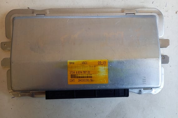 BMW X5 F15 STEROWNIK ZAWIESZENIA 687479701