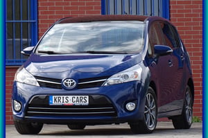 Toyota Verso Minivan 2015