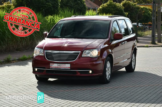 Chrysler Town & Country Minivan 2014