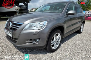 Volkswagen Tiguan SUV 2011