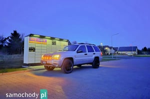 Jeep Grand Cherokee SUV 2004