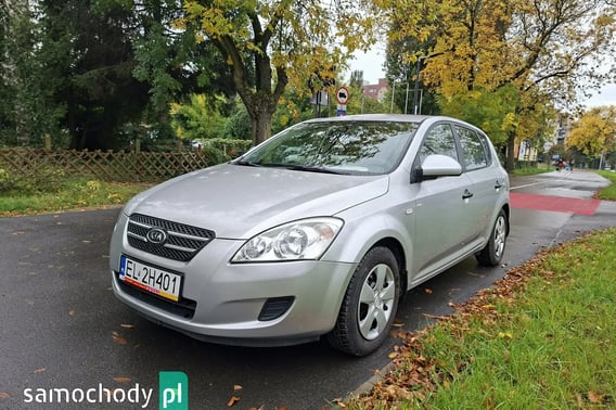 Kia Ceed Hatchback 2009
