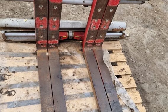 Paletyzer Durwen DPK30C podwójny paletyzer widły do palet