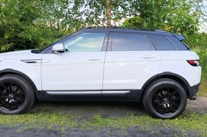 Land Rover Range Rover Evoque SUV 2012