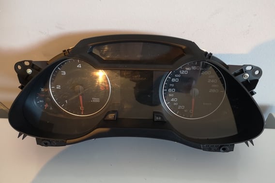 AUDI A4 B8 LICZNIK 8K0920930C EU
