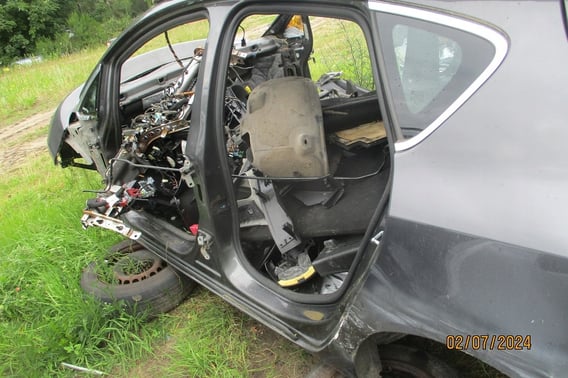 OPEL ASTRA J IV HB KOMBI BŁOTNIK TYŁ/P PRAWY/LEWY Z177