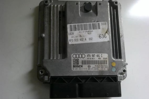 AUDI A6 C6 MODUŁ STEROWNIK SILNIKA 4F0907401C