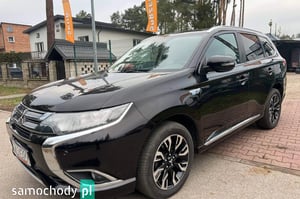 Mitsubishi Outlander SUV 2015