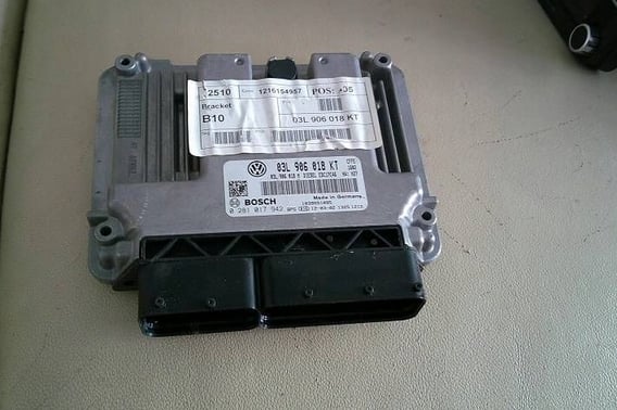 SEAT ALHAMBRA MK2 SHARAN 7N 2,0TDI STEROWNIK SILNIKA 03L906018KT
