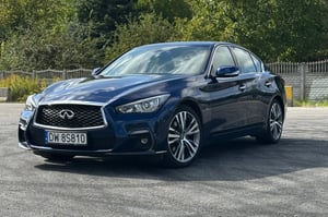 Infiniti Q50 Sedan 2017
