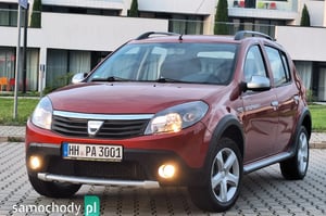 Dacia Sandero Hatchback 2011