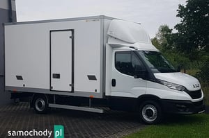 IVECO Daily Kontener 2023