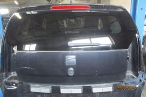 SEAT MII KLAPA BAGAŻNIKA TYŁ LC9X