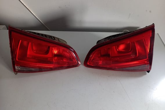 VW GOLF VII LAMPA W KLAPĘ P/L 5G0945094AC/5G0945093AC