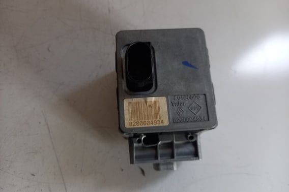 RENAULT LAGUNA III BLOKADA KIEROWNICY 8200604934