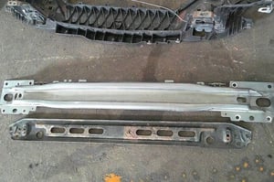 VOLVO V60 I LIFT BELKA POD ZDERZAK PRZÓD 31349057 714-16