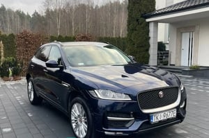 Jaguar F-Pace SUV 2016