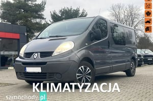 Renault Trafic Bus 2011