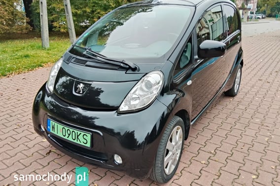 Peugeot iOn Hatchback 2017