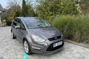 Ford S-Max Minivan 2015