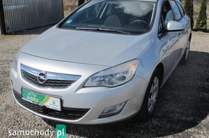 Opel Astra Kombi 2011