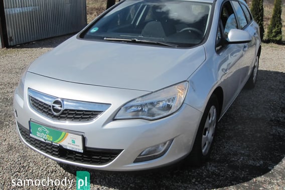 Opel Astra Kombi 2011