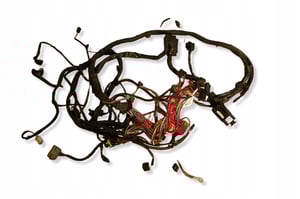 MERCEDES W204 1,8KOMPRESOR WIĄZKA INSTALACJA KOMORY SILNIKA 06590509