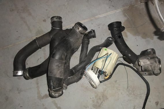 Mercedes W 211 Lift 2.2 CDI węże intaercolera